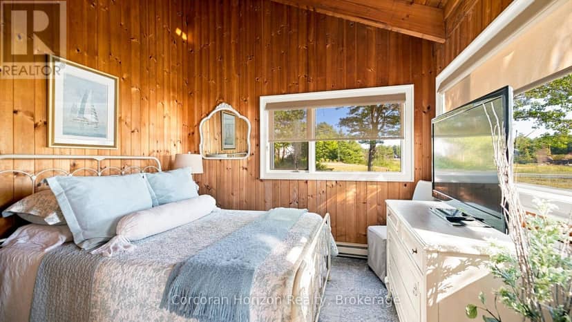 4476 Island 1040/LITTLE Beausoleil Island — photo 22 of 40