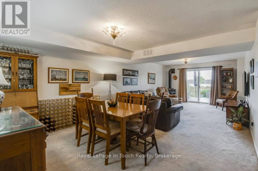 839 Sarah Boulevard — photo 15 of 19