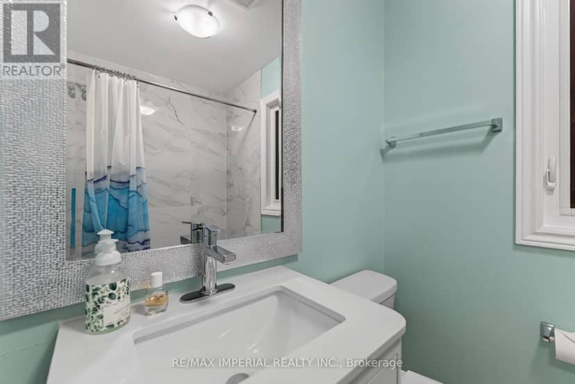 60 Radcliff Parkway — photo 34 of 40