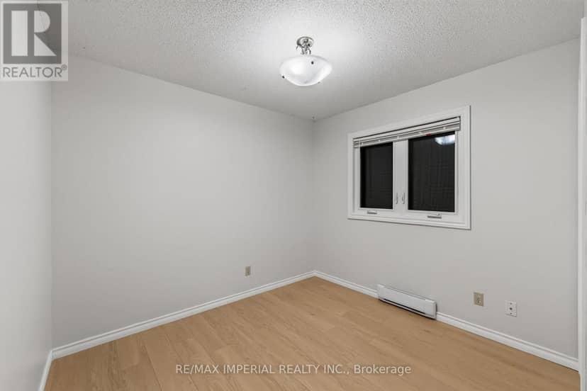 60 Radcliff Parkway — photo 35 of 40