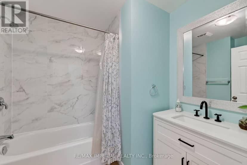 60 Radcliff Parkway — photo 40 of 40
