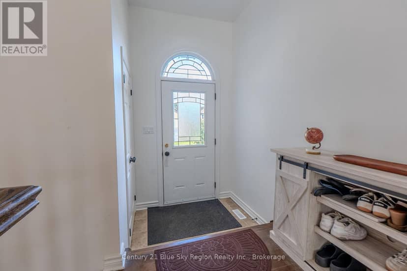24 Osprey Crescent — photo 28 of 36