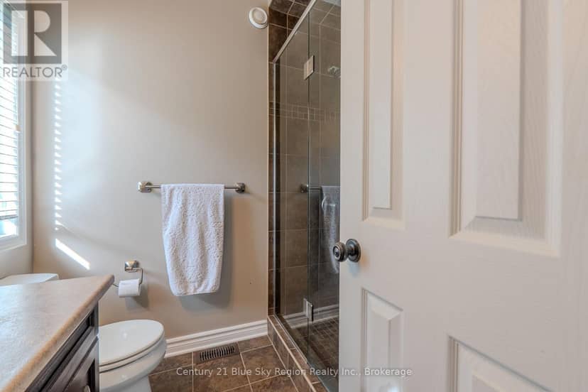 24 Osprey Crescent — photo 26 of 36