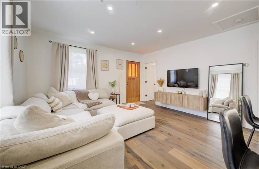 34 ST CLAIR Avenue — photo 7 of 29