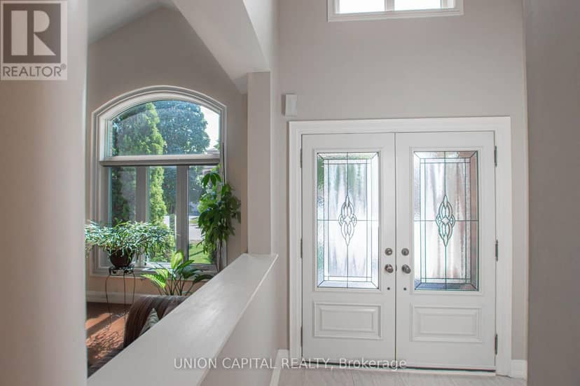 28 Sail Crescent — photo 5 of 40