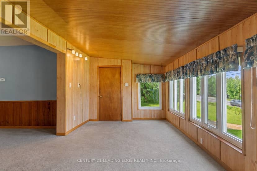 3094 Lakefield Road — photo 17 of 36