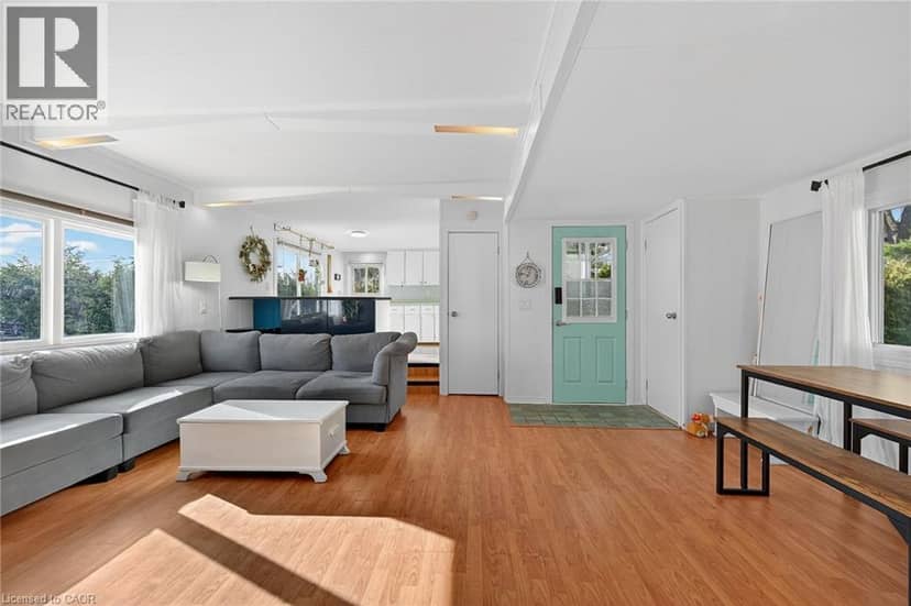 45 PARK Lane — photo 7 of 40