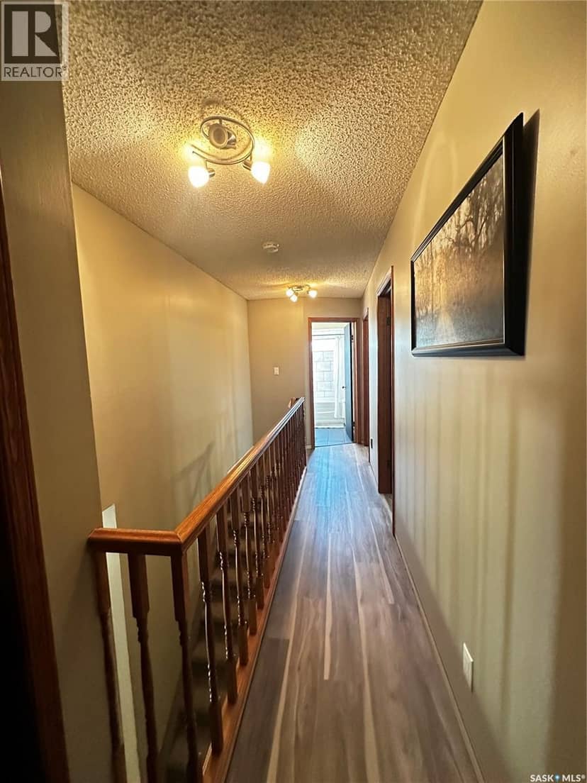 895 Brimacombe DRIVE — photo 25 of 36