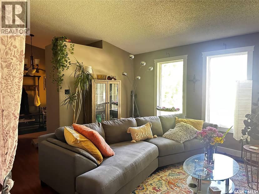 895 Brimacombe DRIVE — photo 9 of 36