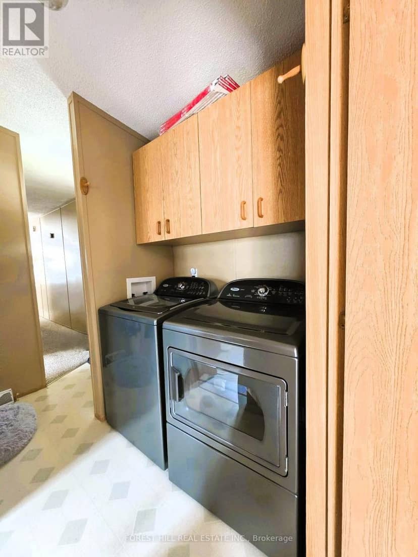 4105 Spruce Road — photo 12 of 13