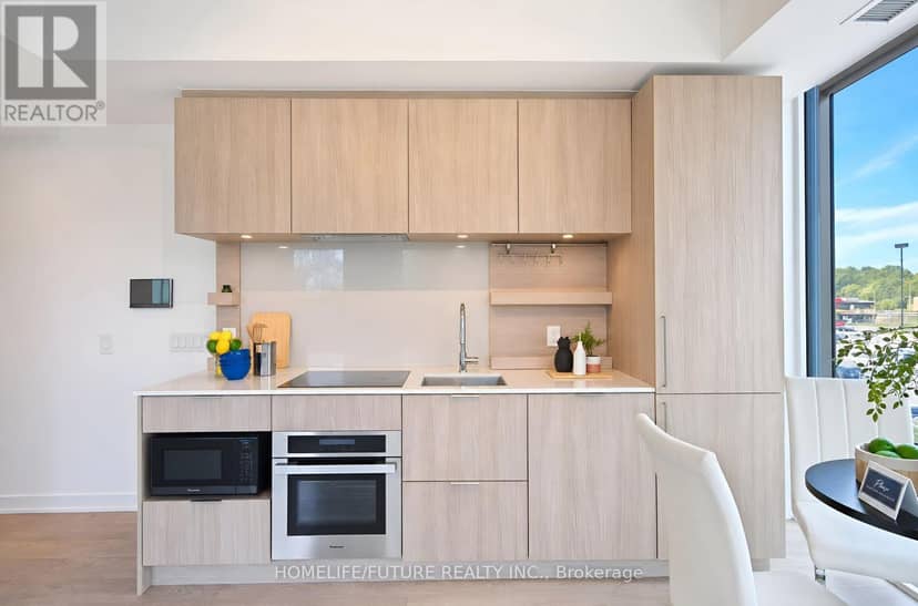 208 - 28 Ann Street — photo 14 of 30