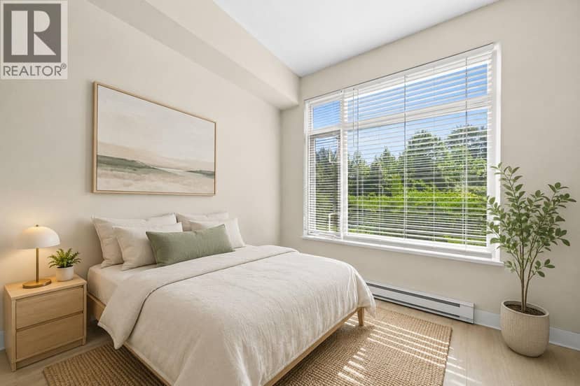 218 2280 WESBROOK MALL, Vancouver, photo 4