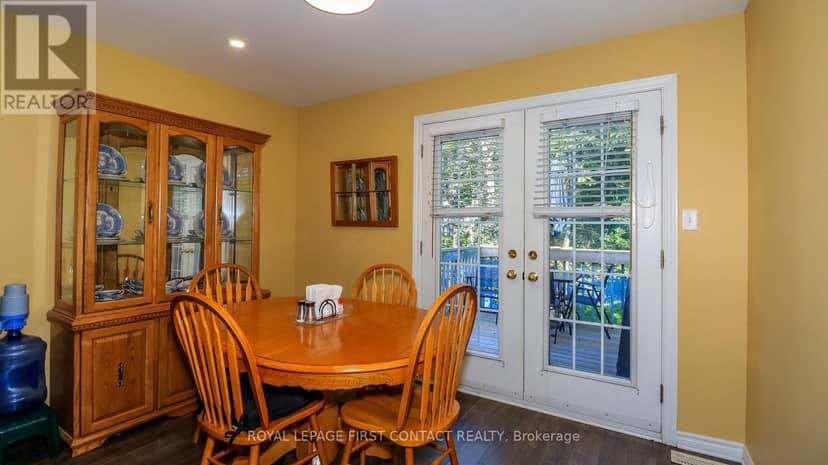 79 White Elm Road — photo 9 of 33