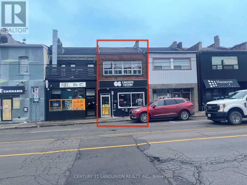 26 Barton Street E