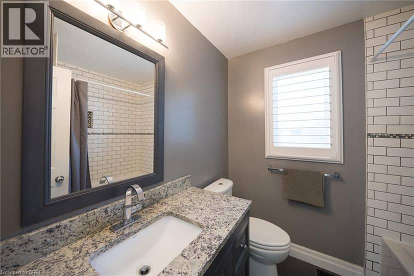 20 HOGARTH Road — photo 21 of 40