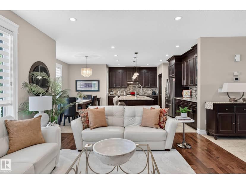6324 56 AV — photo 13 of 40