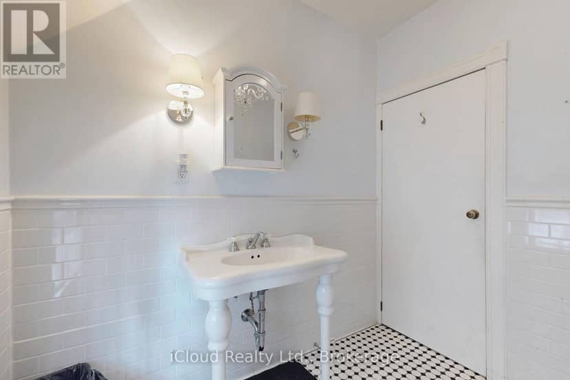 10948 Winston Churchill Boulevard — photo 31 of 40