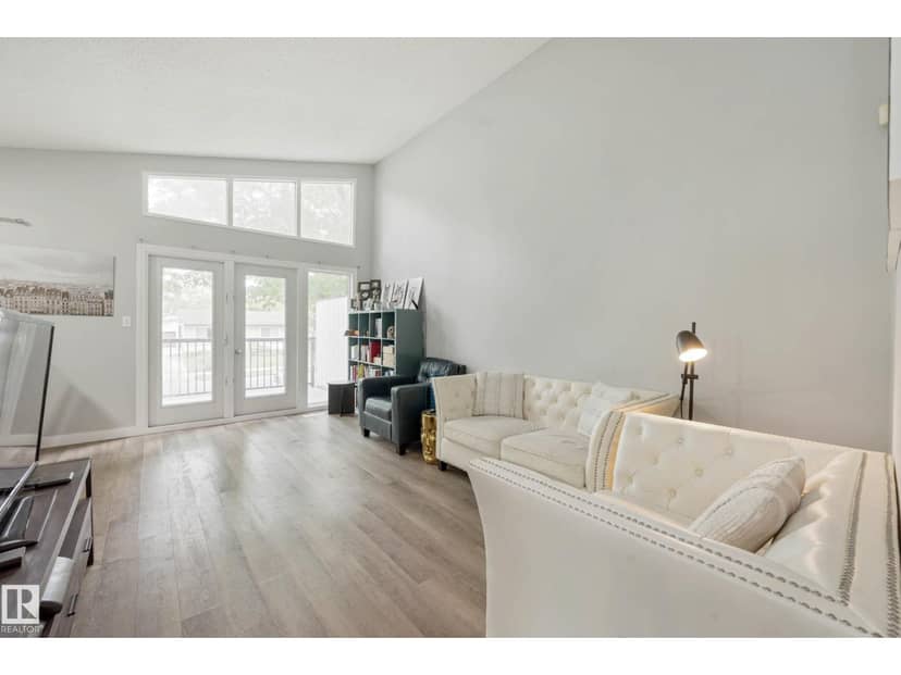 11828 & 11830 45 ST NW, Edmonton, photo 4