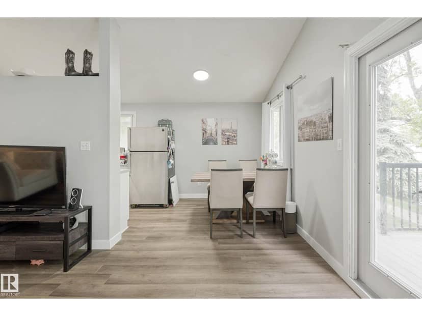 11828 & 11830 45 ST NW, Edmonton, photo 6