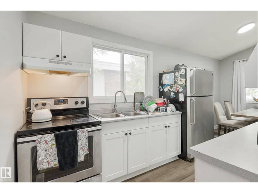 11828 & 11830 45 ST NW, Edmonton, photo 8