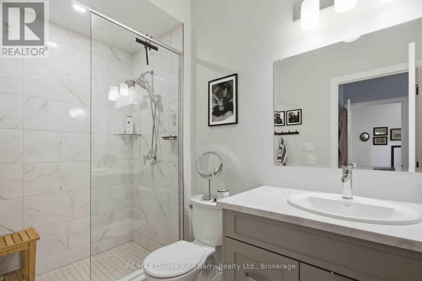 28 Raycroft Drive — photo 18 of 29