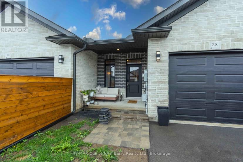 28 Raycroft Drive — photo 2 of 29
