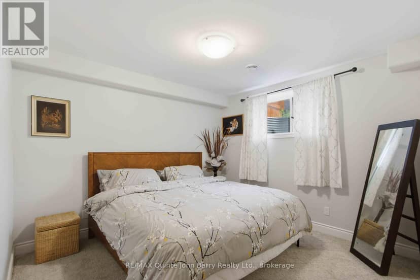 28 Raycroft Drive — photo 26 of 29