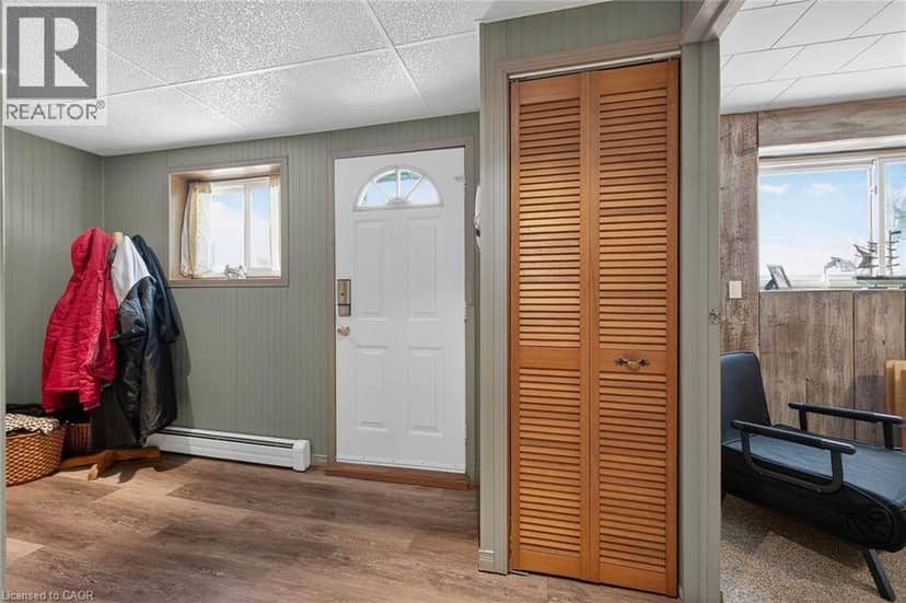 1686 OLD BROCK Street — photo 33 of 40