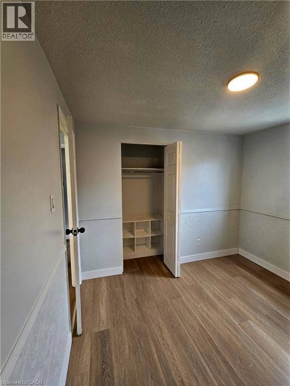99 CLUTHE Crescent — photo 18 of 30