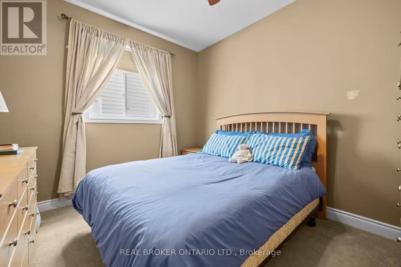 204 Hillpark High Street — photo 15 of 24