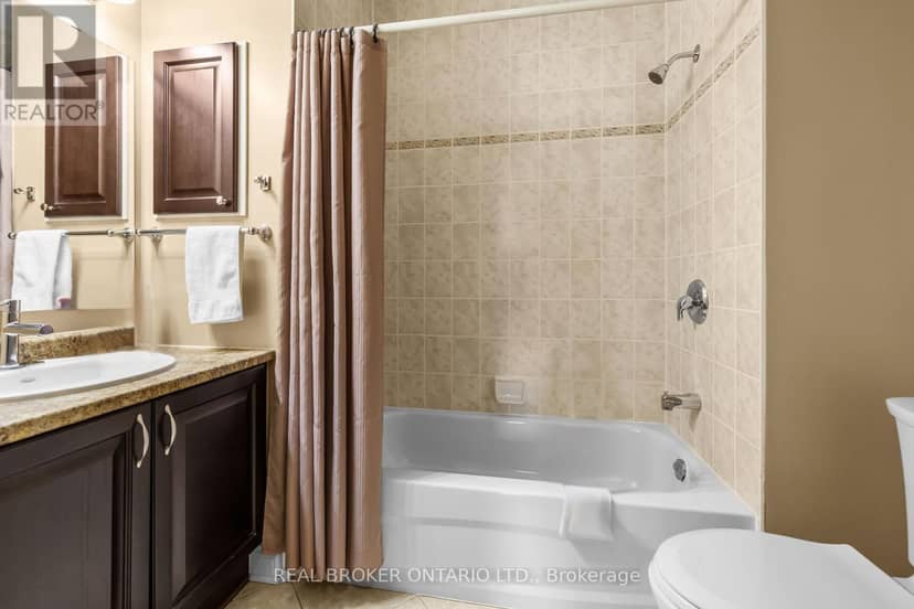 204 Hillpark High Street — photo 16 of 24