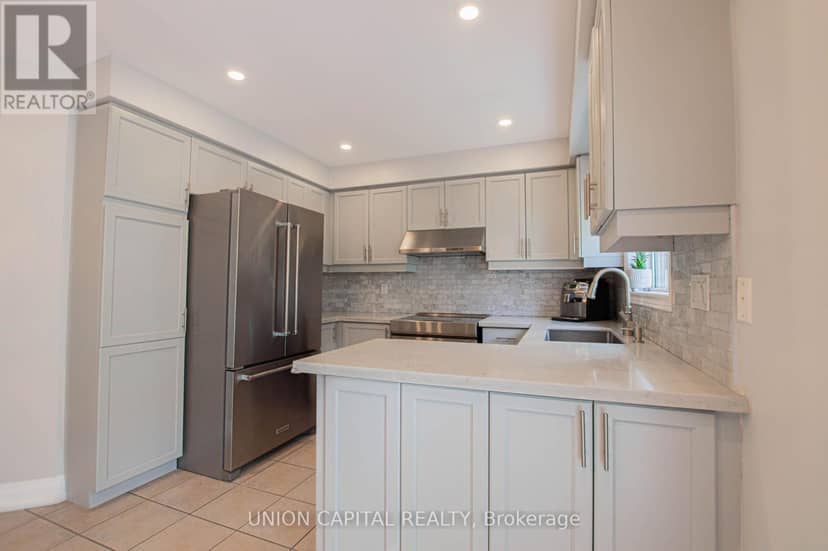 28 Sail Crescent — photo 15 of 40