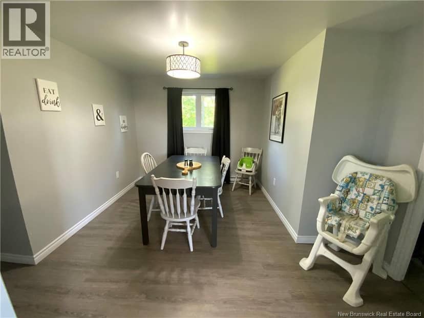 4 Lamoreaux Road — photo 11 of 21