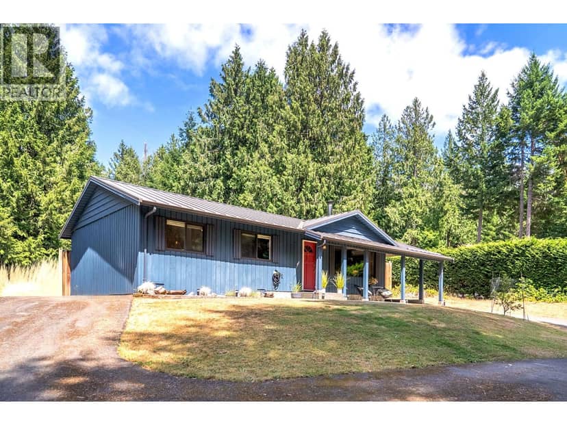 4746 BOSUN WAY, Pender Island