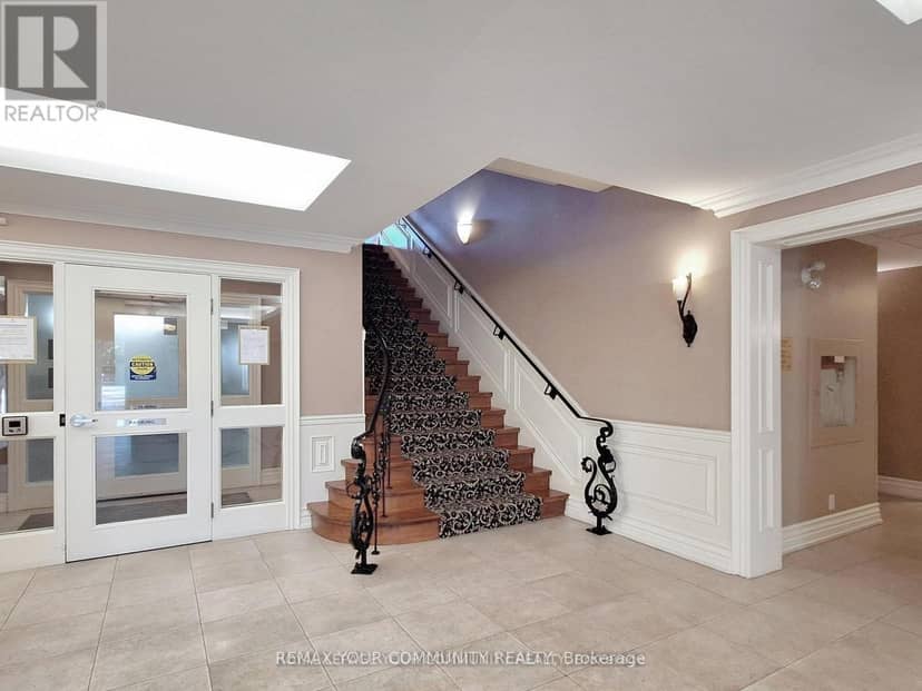 220 - 9519 Keele Street — photo 6 of 32