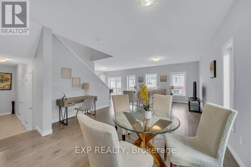 Listing 30212483 — photo 18 of 40