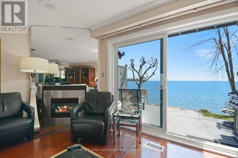 5 - 1 Olive Crescent — photo 15 of 29