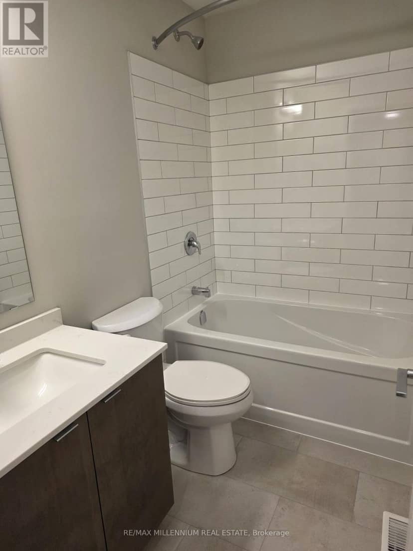 320 - 708 Woolwich Street — photo 18 of 21