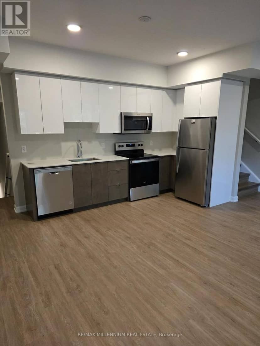 320 - 708 Woolwich Street — photo 4 of 21