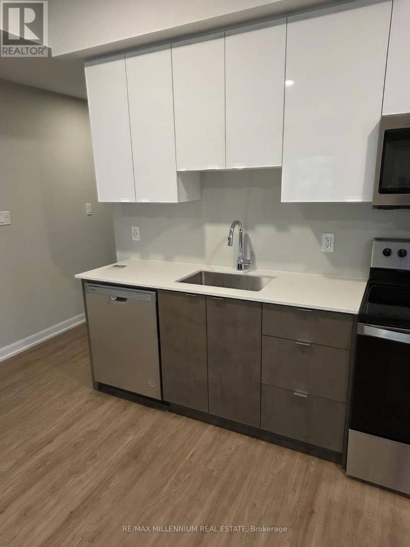 320 - 708 Woolwich Street — photo 7 of 21