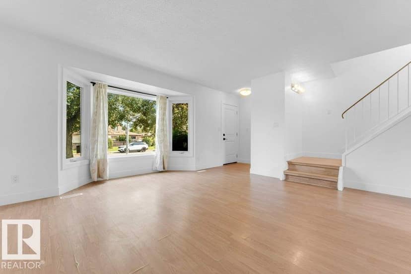 632 Knottwood Rd W NW — photo 9 of 26