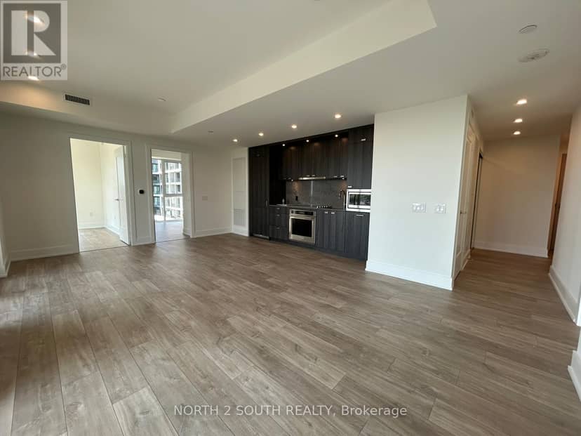 529 - 858 Dupont Street — photo 16 of 32