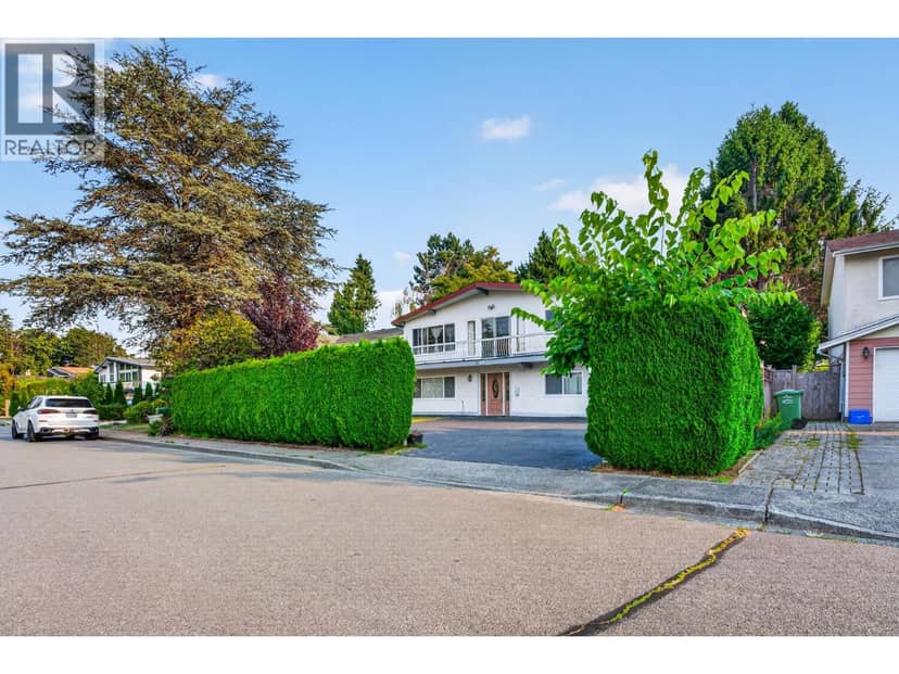 6500 YEATS CRESCENT, Richmond, photo 2
