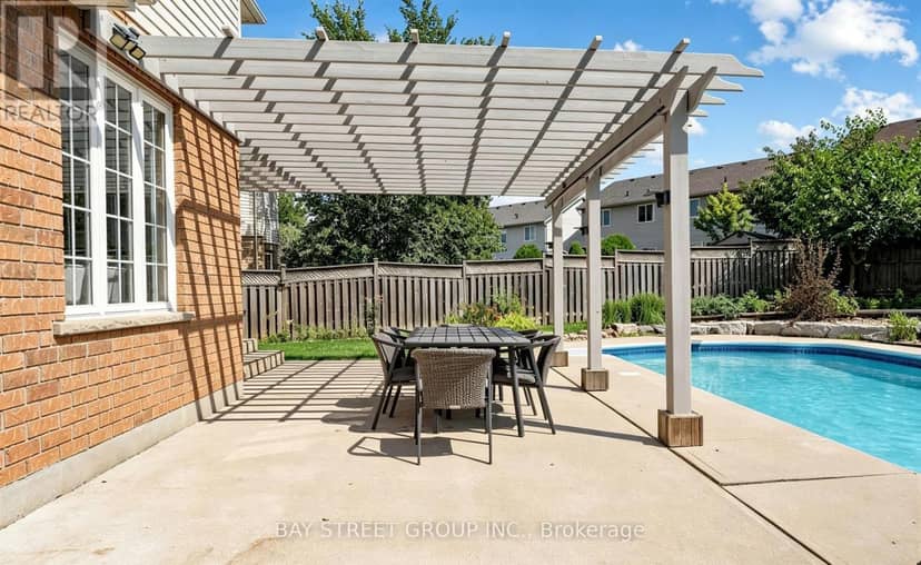 63 Dubrick Crescent — photo 40 of 40