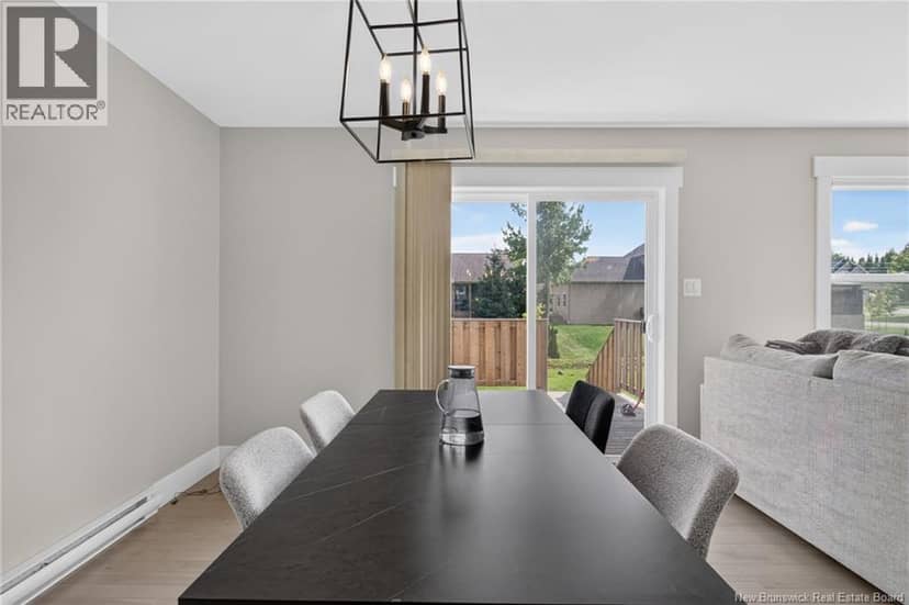 14 Rochefort Street — photo 16 of 40