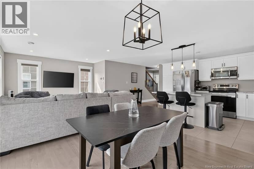 14 Rochefort Street — photo 17 of 40