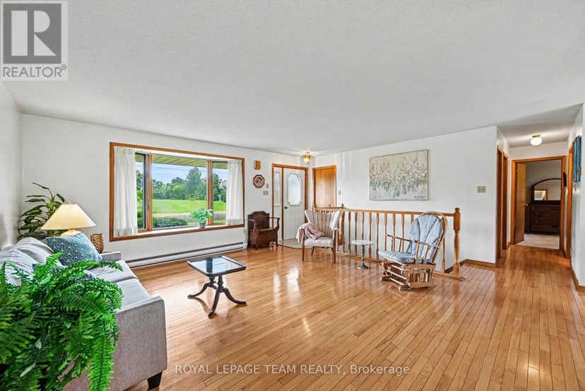 5630 Saver Road, South Dundas, photo 6