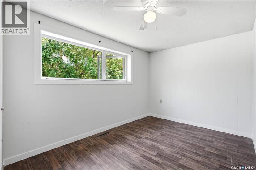 2525 McPherson AVENUE — photo 24 of 40
