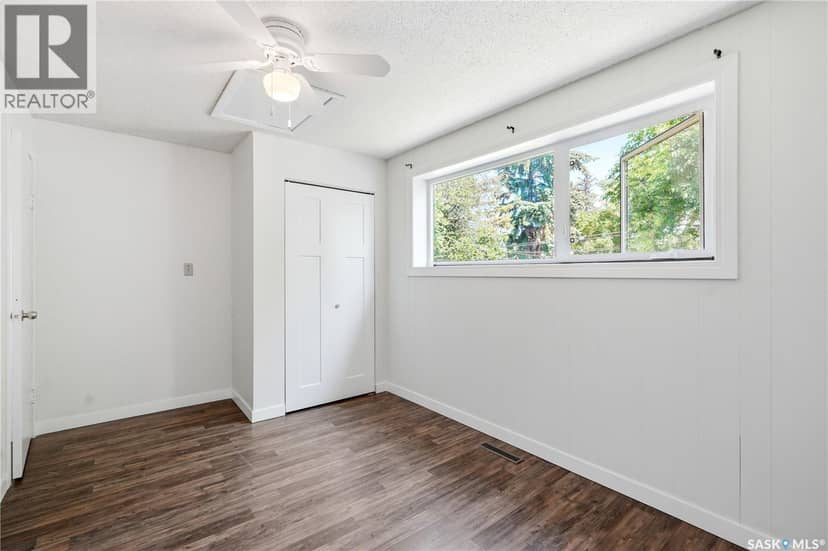 2525 McPherson AVENUE — photo 25 of 40