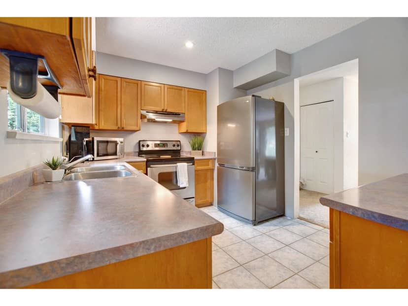 10992 132A STREET, Surrey, photo 7